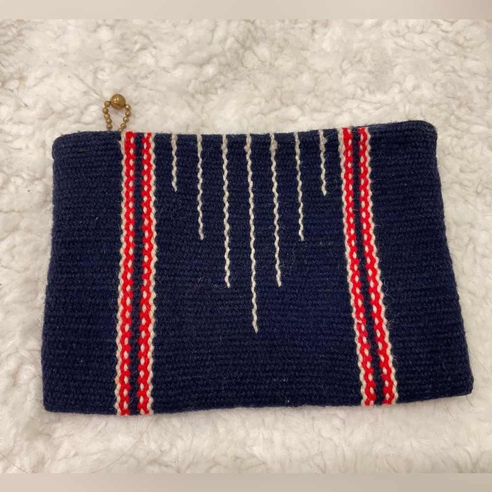 Colorful Woven Clutch - Picture 3 of 6